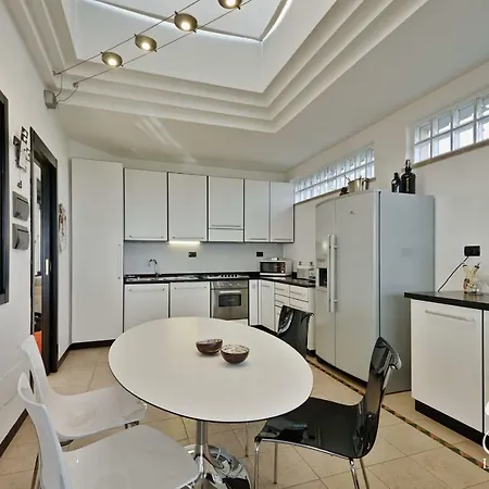 빌라 Livia Luxury 로에