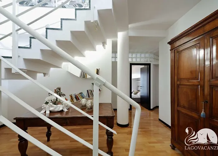 Livia Luxury Βίλα *