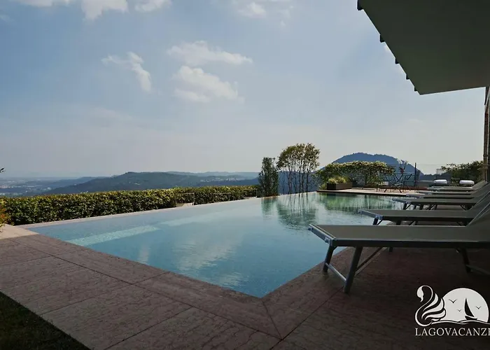 Livia Luxury Βίλα *