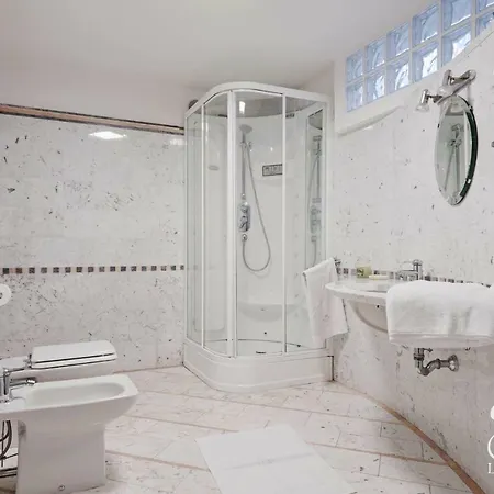 Livia Luxury